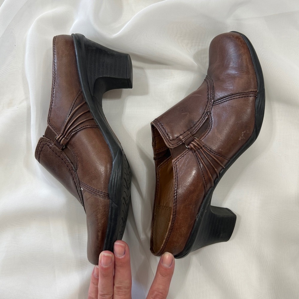 Earth Spirit Classics Emma Brown Leather Mules Clogs Shoes Womens 8